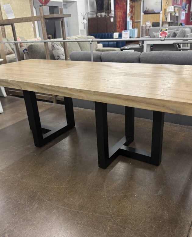 Belmont Dining Table