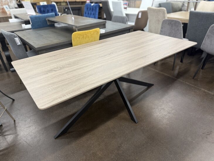 Stratus Dining Table
